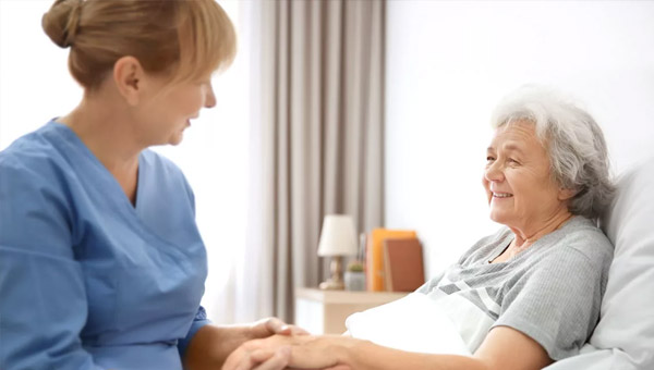 Профессиональный уход за пожилыми в частном пансионате в Михайловске